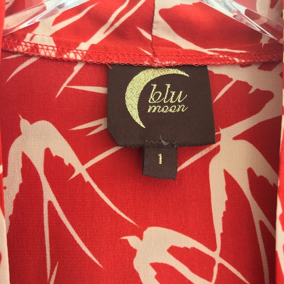 Red kimono outer - Picture 2 of 4